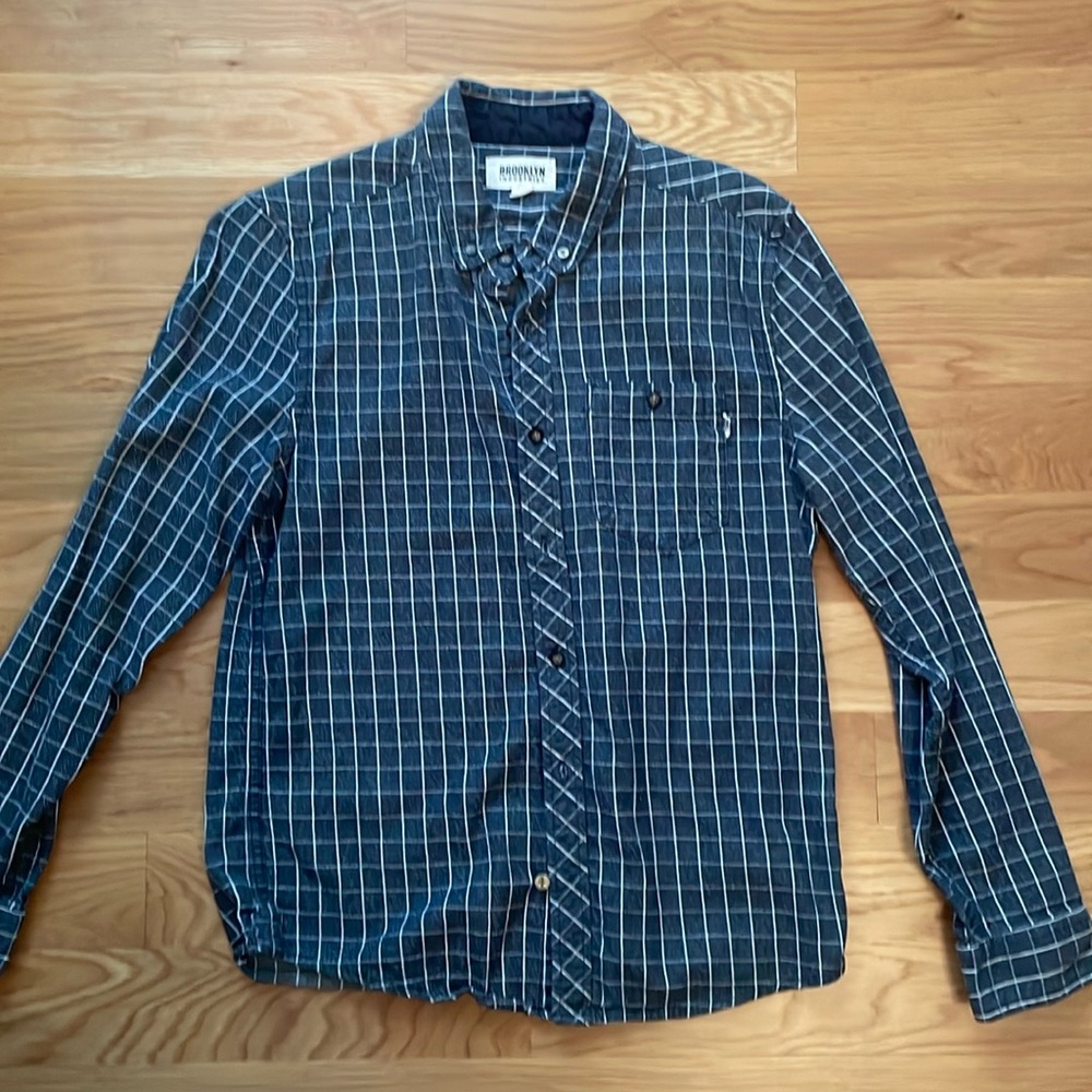 Brooklyn Industries size M long sleeve button down